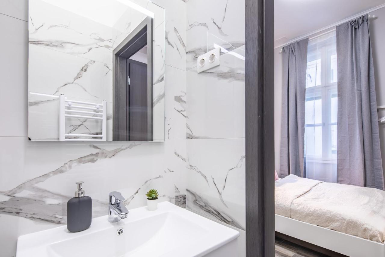 New - Central And Modern Studio Βουδαπέστη Εξωτερικό φωτογραφία